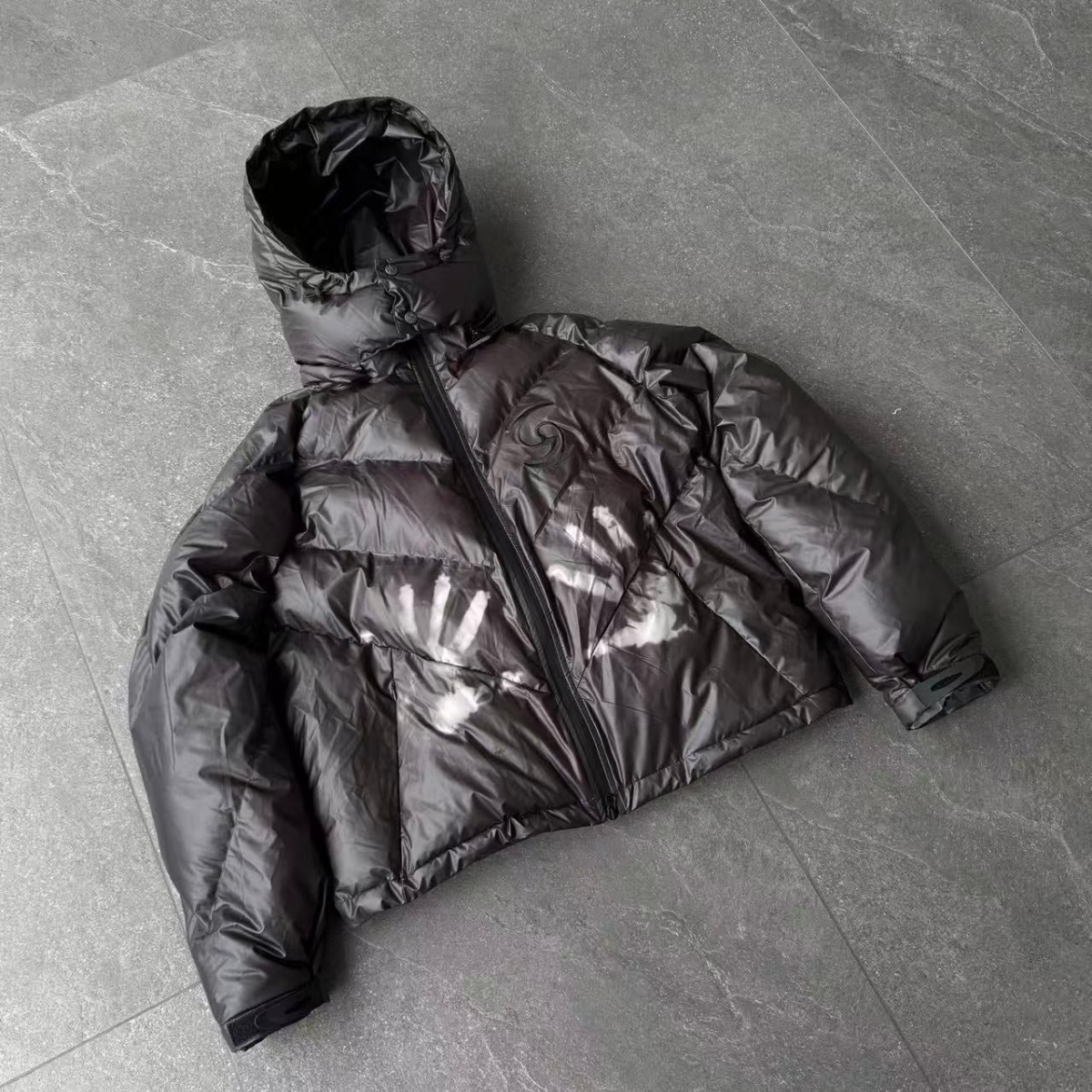 Diss HEAT REACTIVE PUFFER